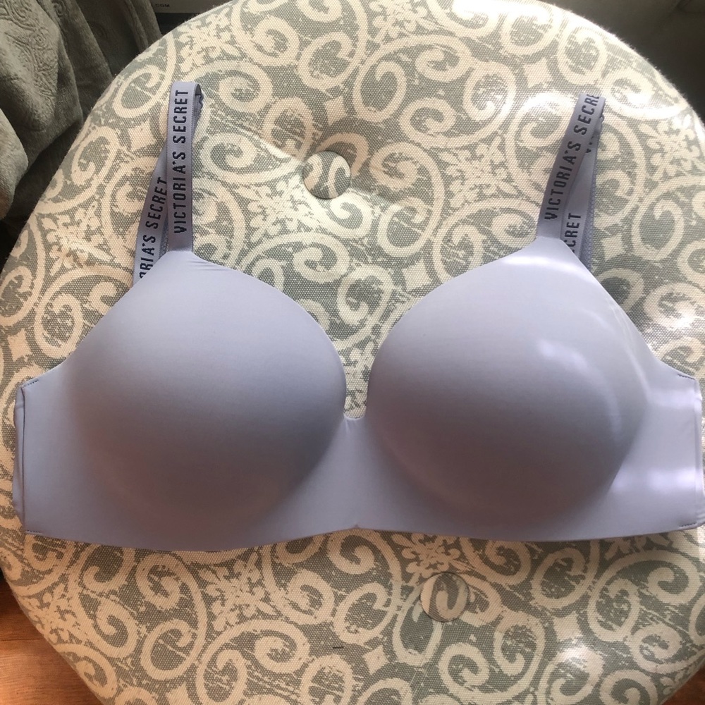 Victoria’s Secret T-shirt Bra